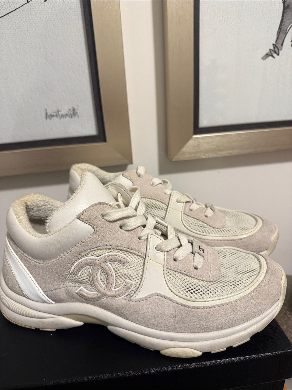CHANEL sneakers white / suede / reflective with flash